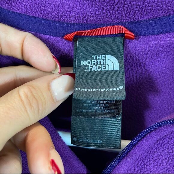 Ladies The North Face Lightweight Purple 1/4 Zip Fleece Size Medium - Picture 9 of 9